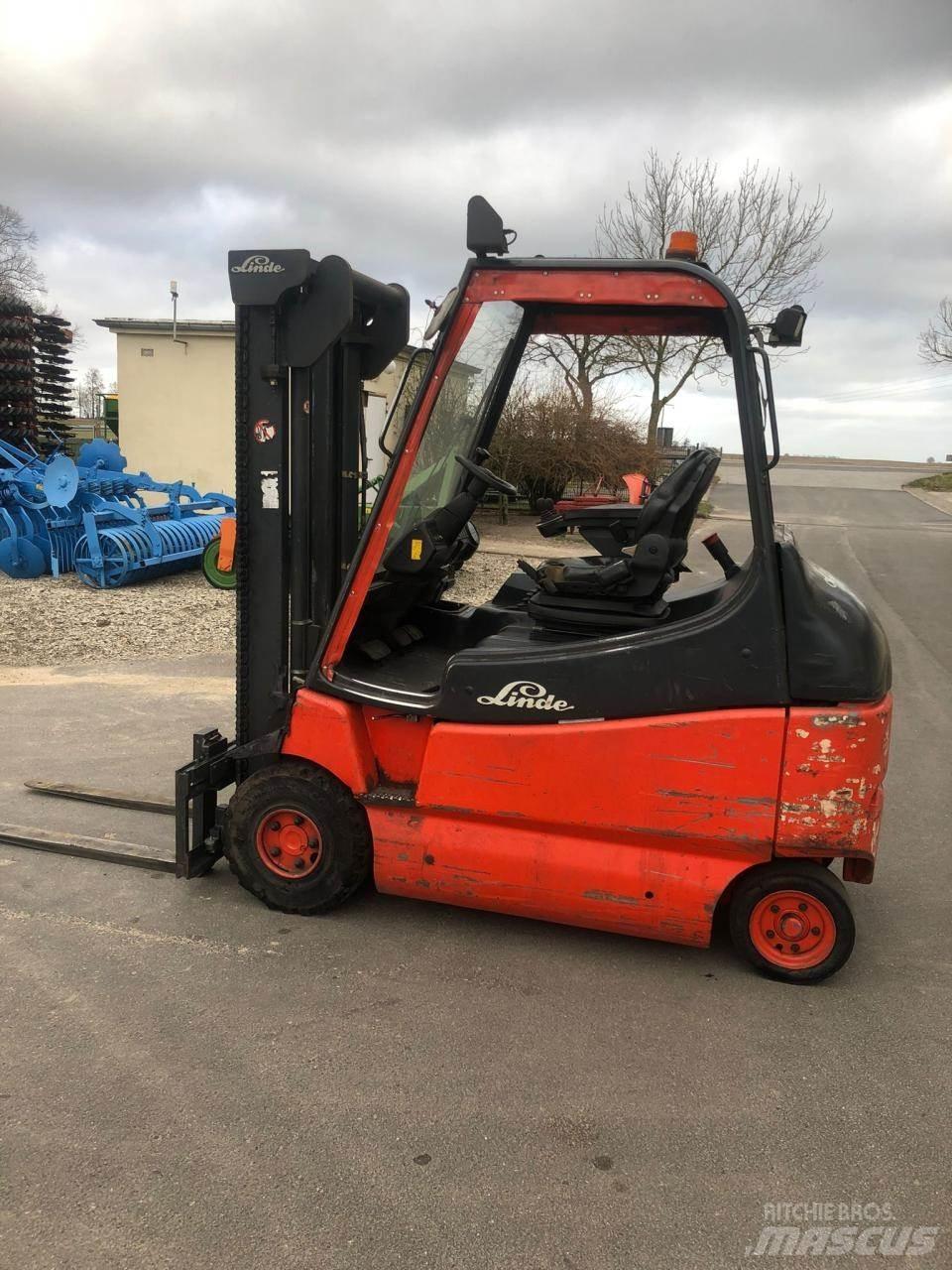Linde E 25 Električni viličari