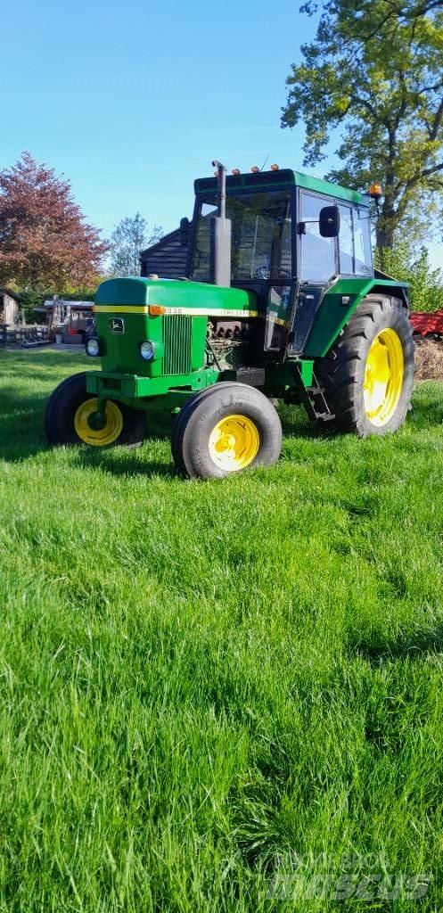 John Deere 3030 Traktori