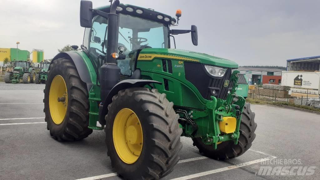 John Deere 6R165 Traktori