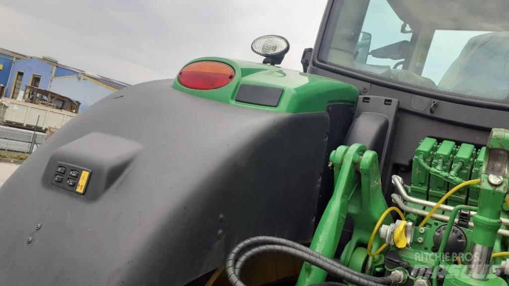 John Deere 6R165 Traktori