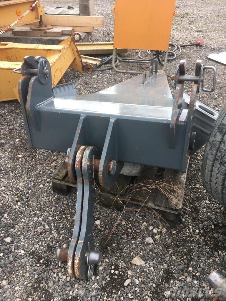 Liebherr L1 24 Oprema i dijelovi za kranove