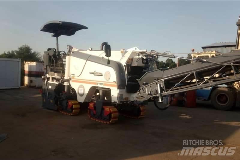 Wirtgen W100F Ostali kamioni