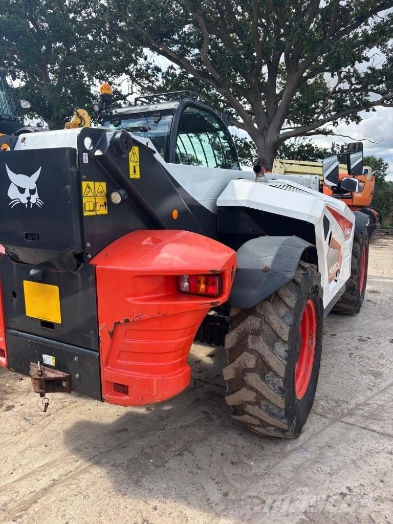 Bobcat T 40.180 Teleskopski viličari