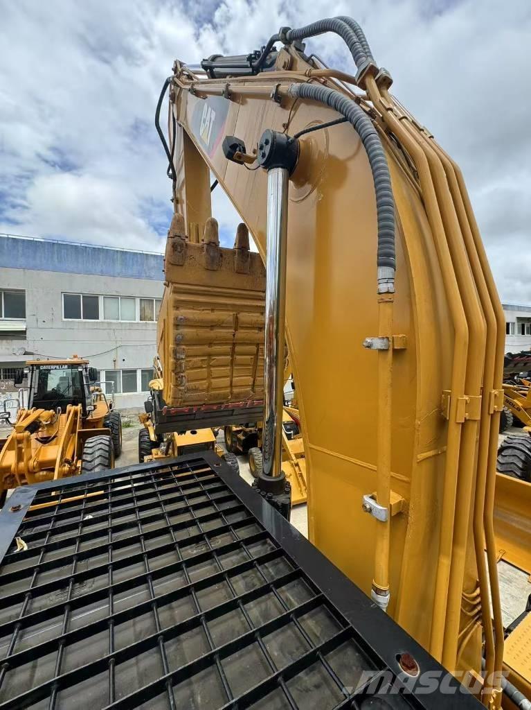 CAT 325 D L Bageri gusjeničari
