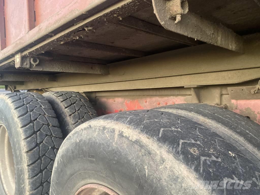 Scania vogntræk Kiperi prikolice