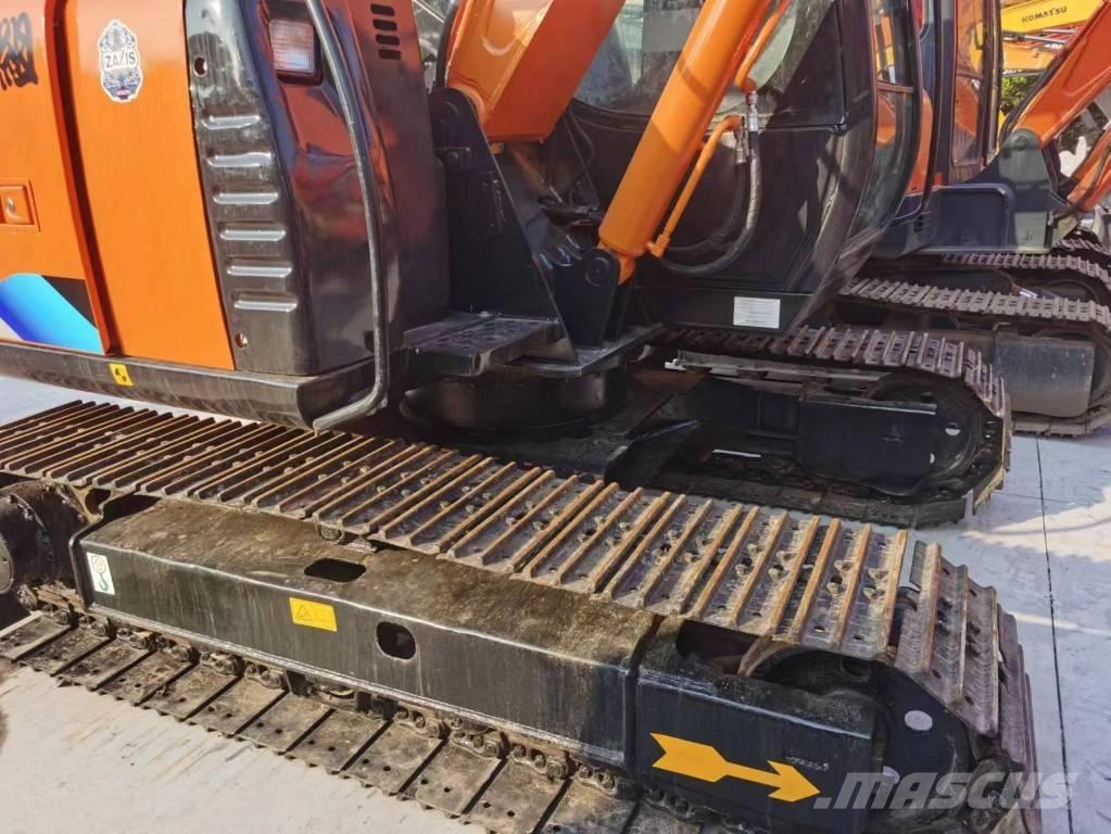Hitachi ZX 70 Mini bageri <7t
