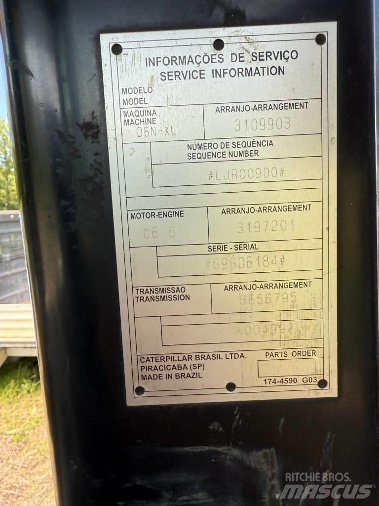 CAT D6N XL Buldožeri gusjeničari