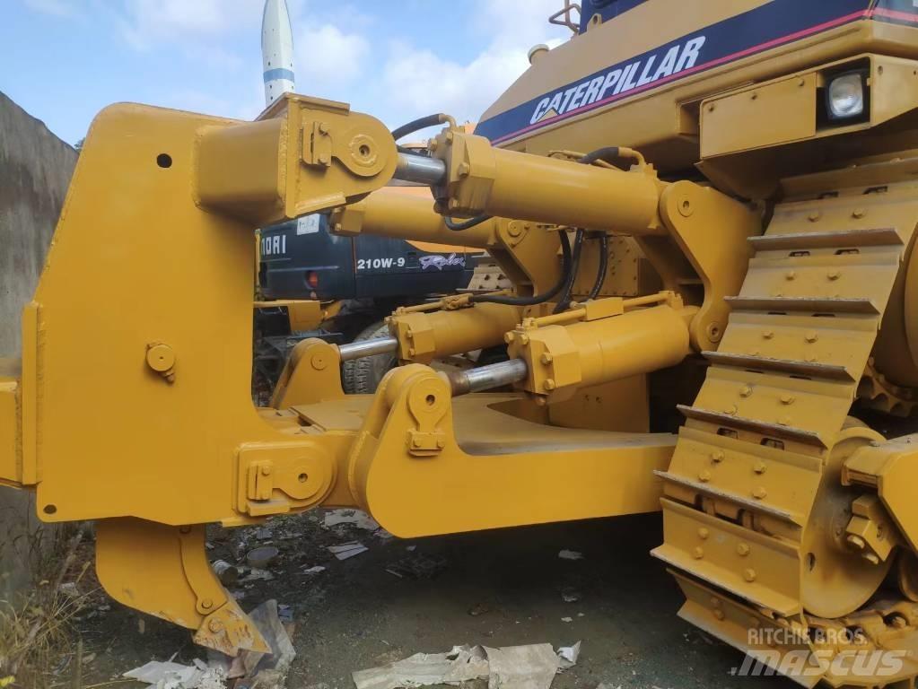 CAT D 9 R Buldožeri gusjeničari