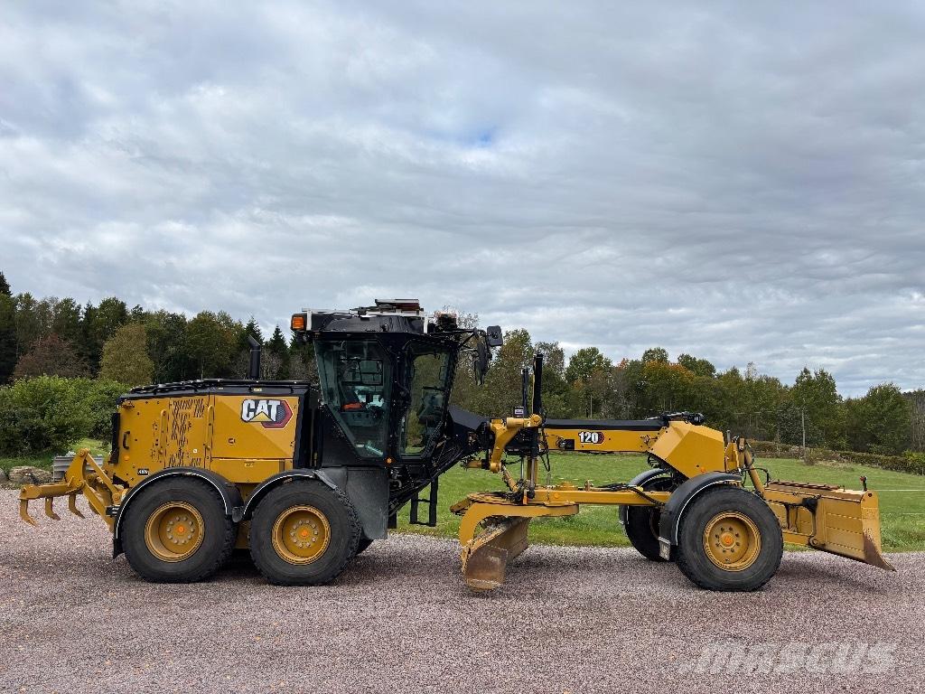 CAT 120 AWD Građevinarstvo – ostalo