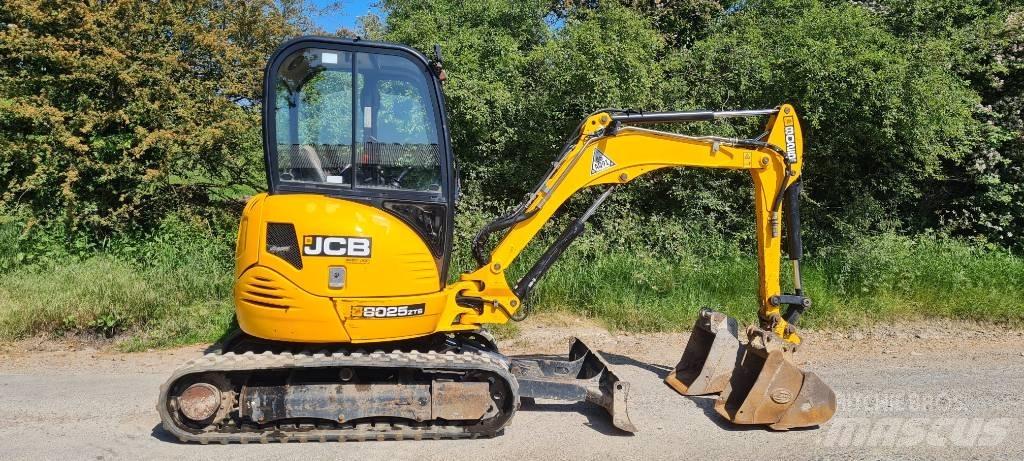 JCB 8025 Mini Digger Mini bageri <7t