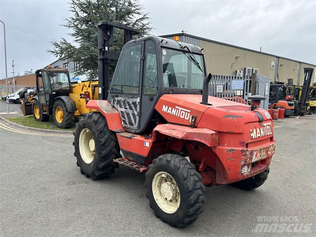 Manitou M26-4 Terenski viličar