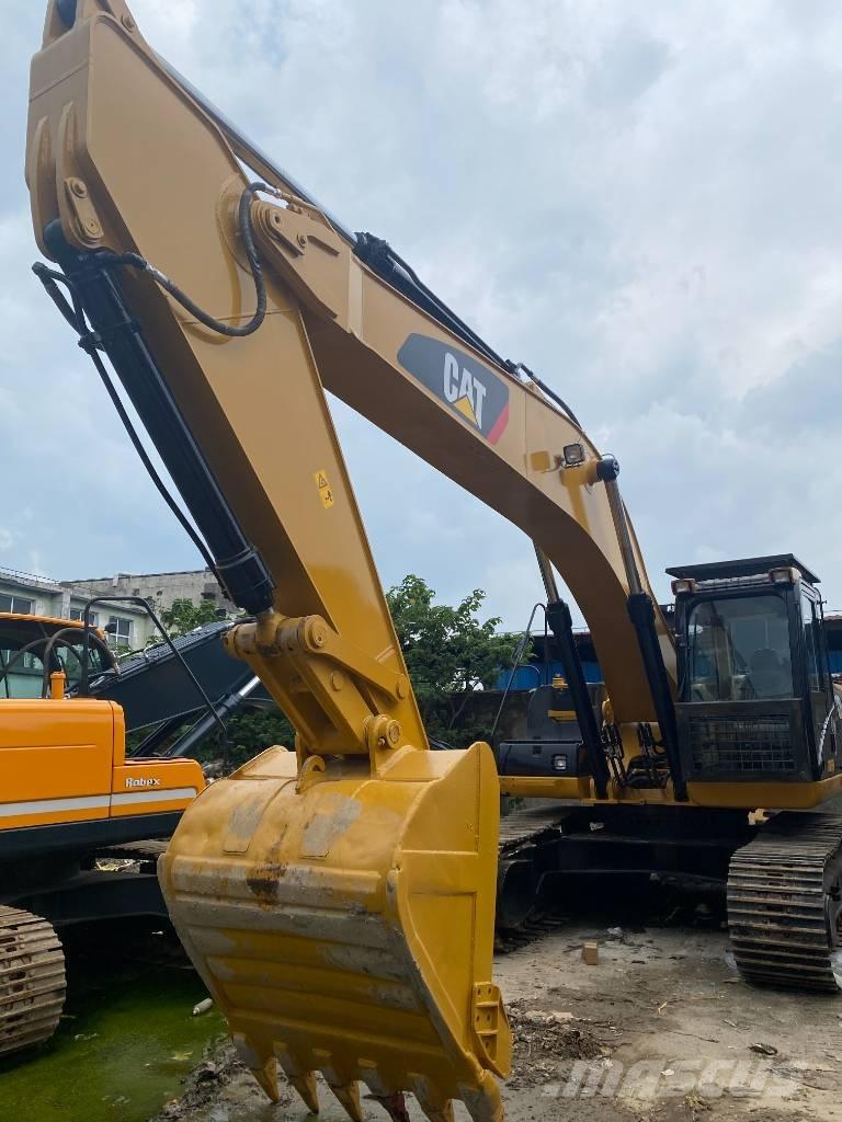 CAT 330 D Bageri gusjeničari