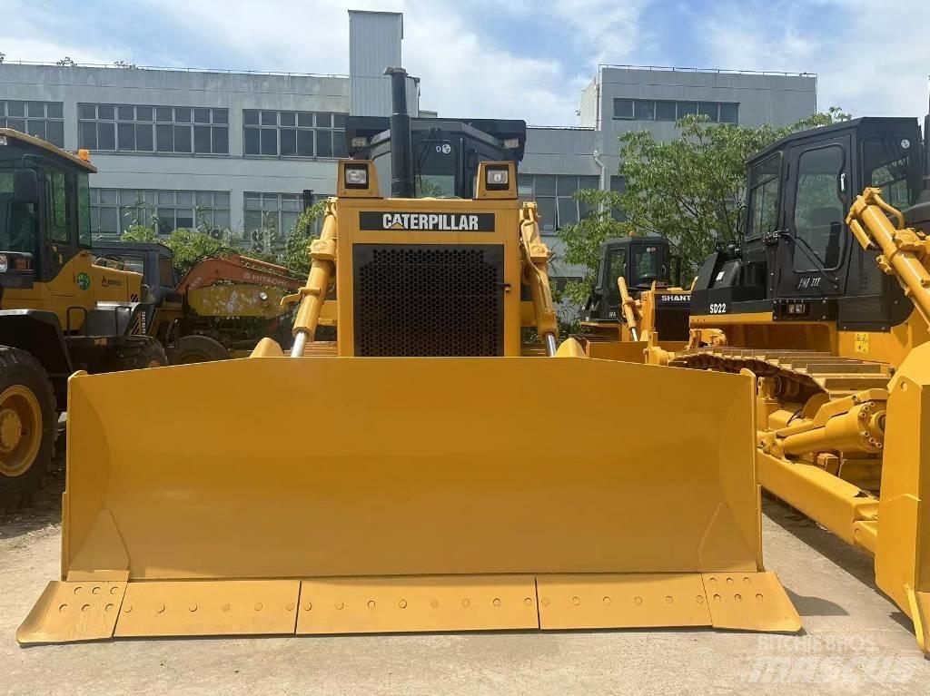 CAT D 8 R Buldožeri gusjeničari
