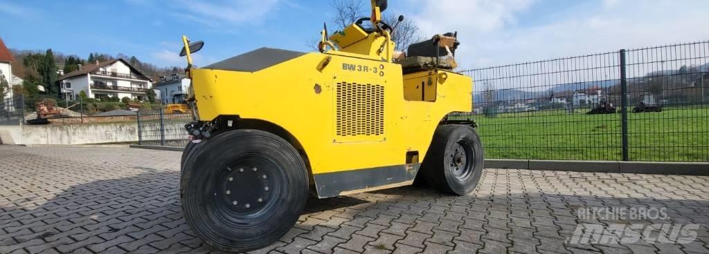 Bomag BW 3R-3 Gumeni valjci na kotačima