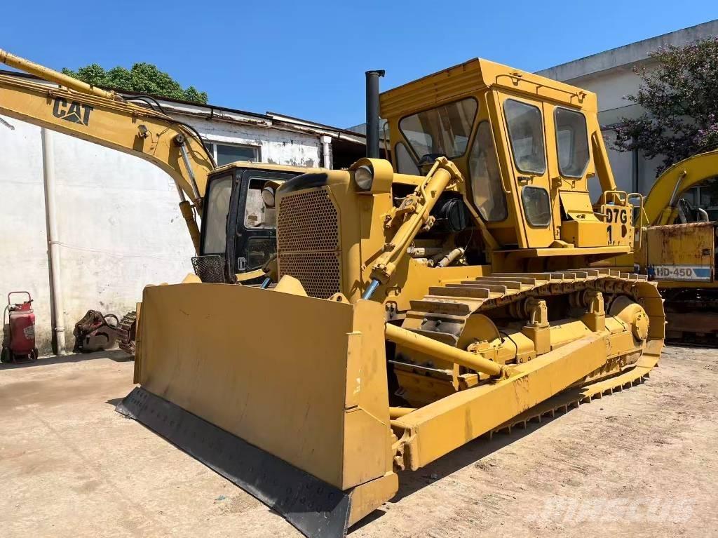 CAT D 7 G Buldožeri gusjeničari