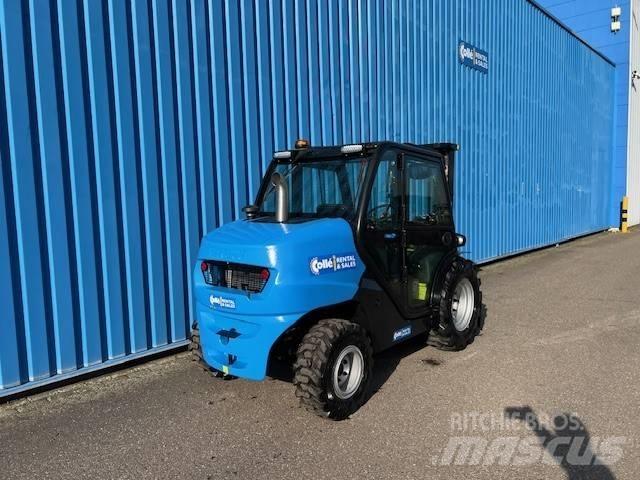 Manitou MC25-4 Teleskopski viličari