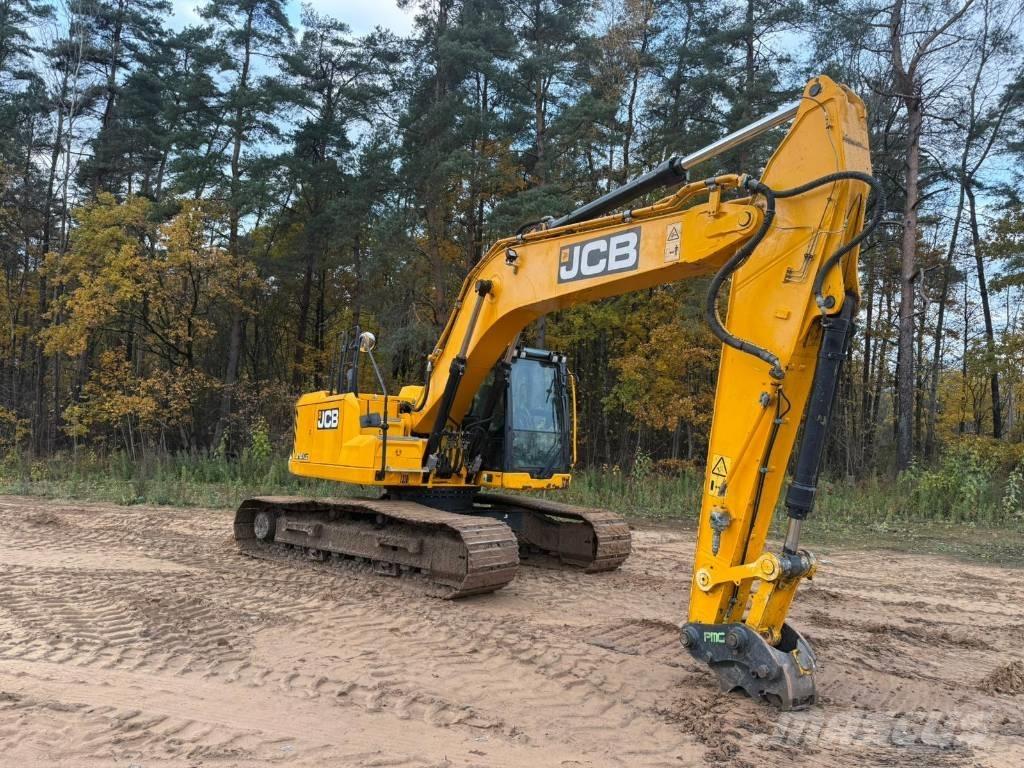 JCB 210 Bageri gusjeničari