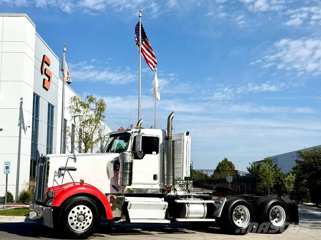Kenworth W 900 Traktorske jedinice