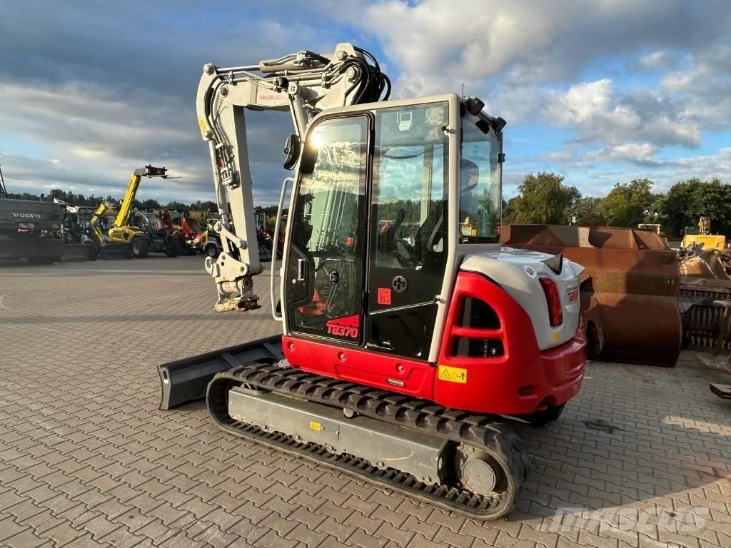 Takeuchi TB 370 V4 Midi bageri 7t – 12t