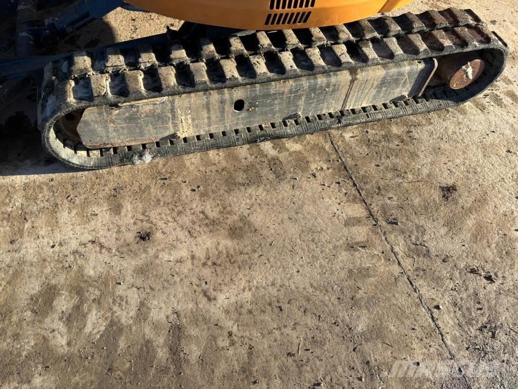 CASE CX 26 B ZTS Mini bageri <7t