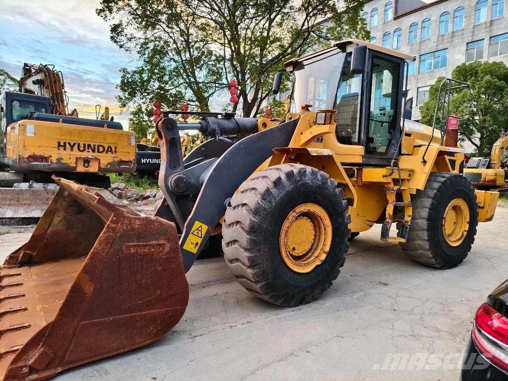 Volvo L 120 Utovarivači na kotačima