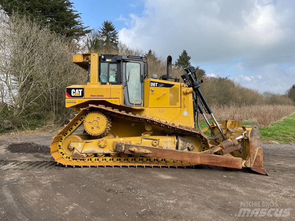 CAT D 6 T LGP EPA Buldožeri gusjeničari