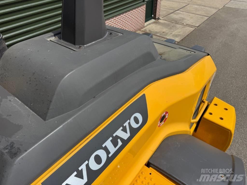 Volvo L 120 H Utovarivači na kotačima
