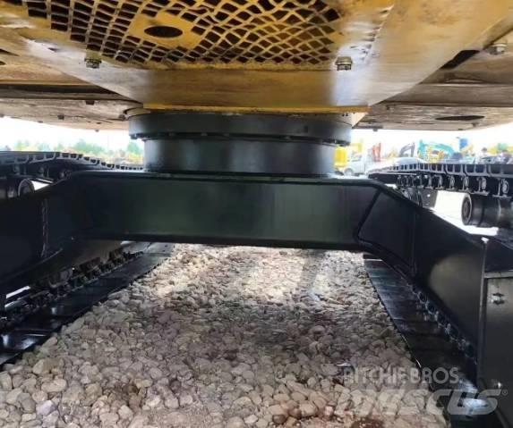 Komatsu PC 70 Bageri gusjeničari