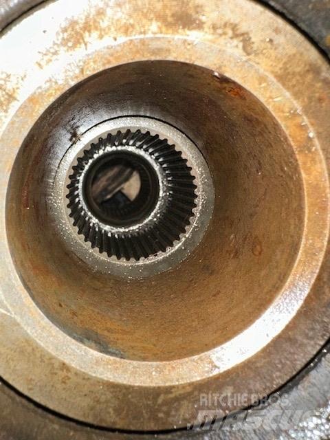 ZF 8:37 Osi