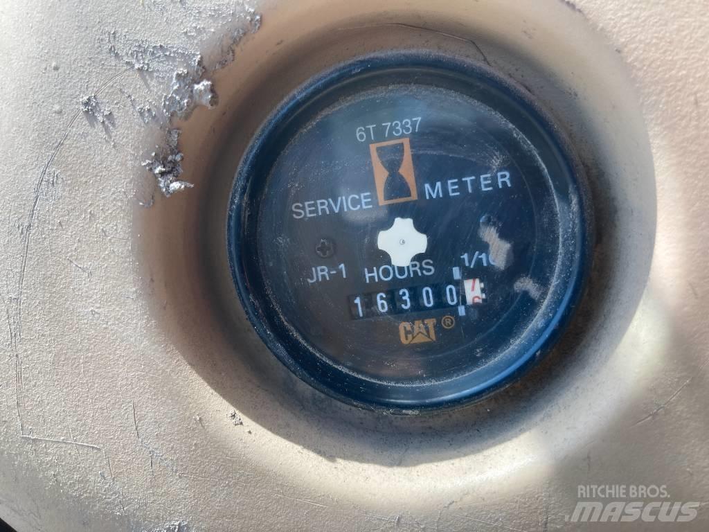 CAT 330 B Bageri gusjeničari
