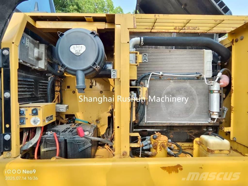 CAT 320 D Bageri gusjeničari
