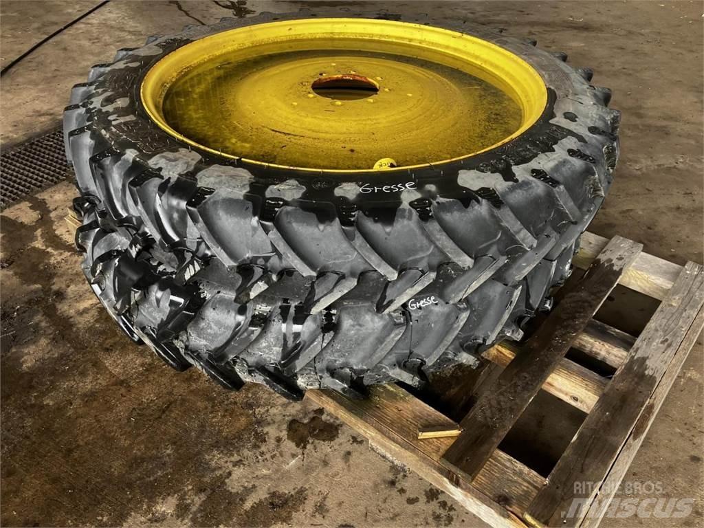 BKT 270/95R48 Gume, kotači i naplatci