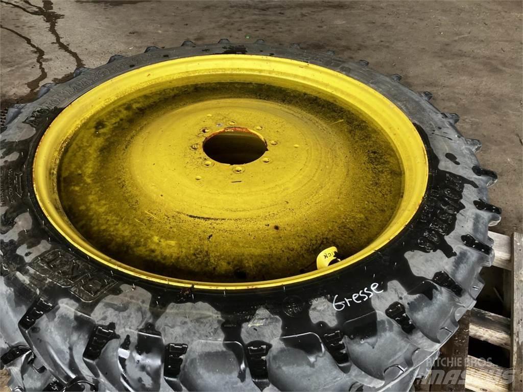 BKT 270/95R48 Gume, kotači i naplatci