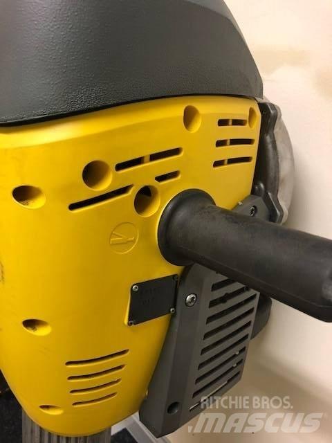 Wacker Neuson BH55rw Čekići