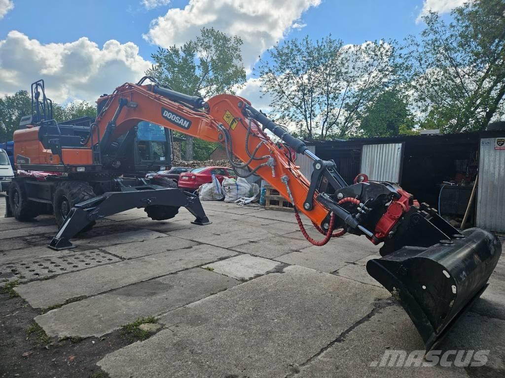 Doosan DX 160 W Bageri na kotačima