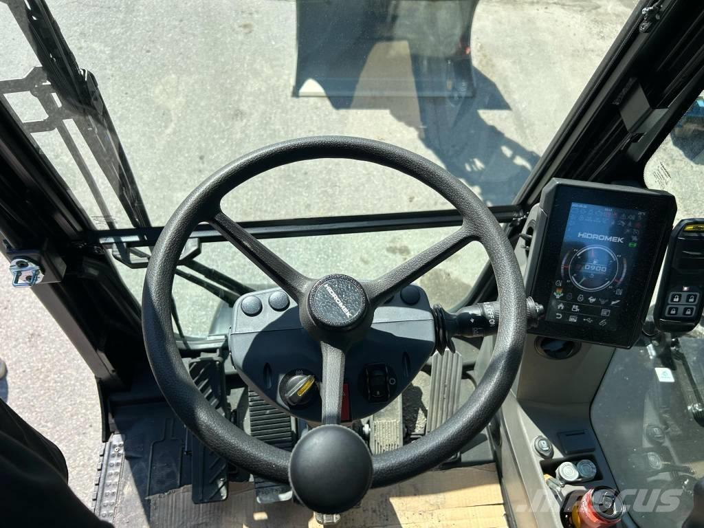 Hidromek HMK 150 WR Bageri na kotačima