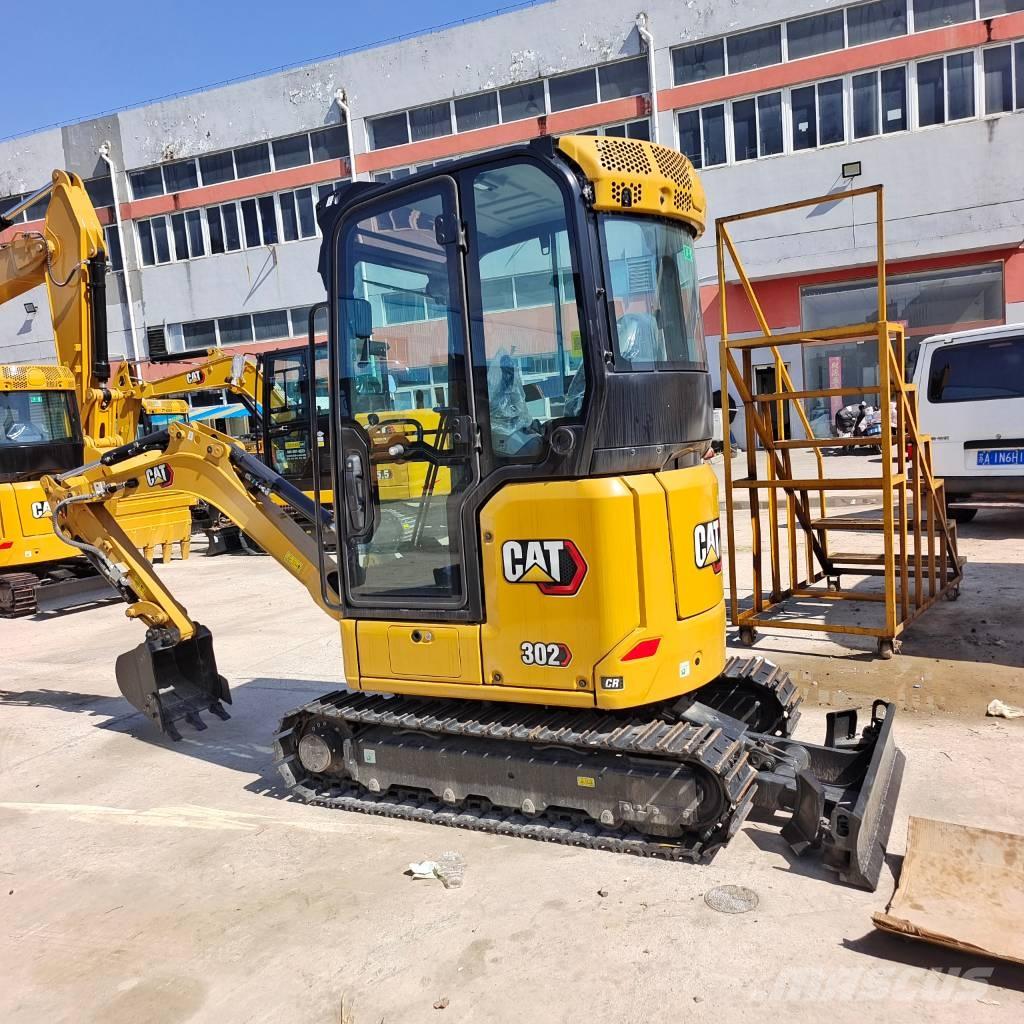 CAT 302 Mini bageri <7t