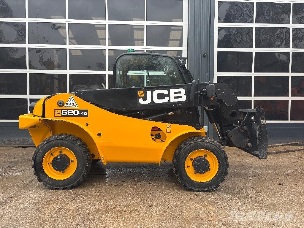JCB 520-40 Teleskopski viličari