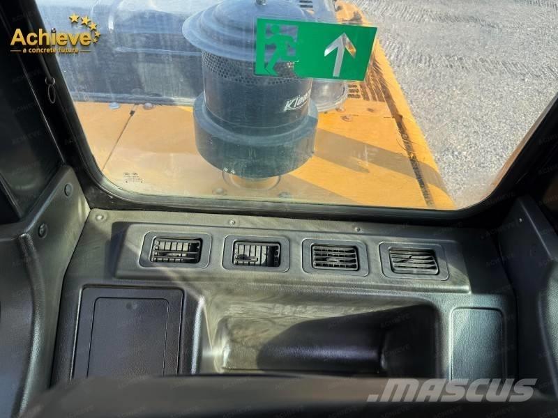 Sany SY235C Bageri gusjeničari