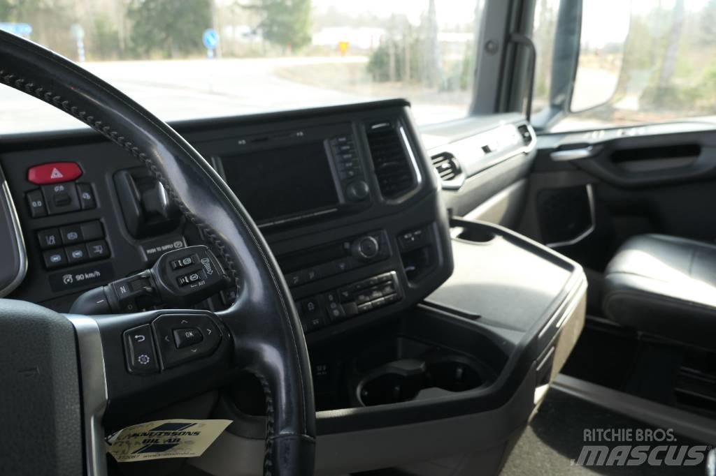 Scania R500 B6x2nb Rol kiper kamioni s kukama za dizanje