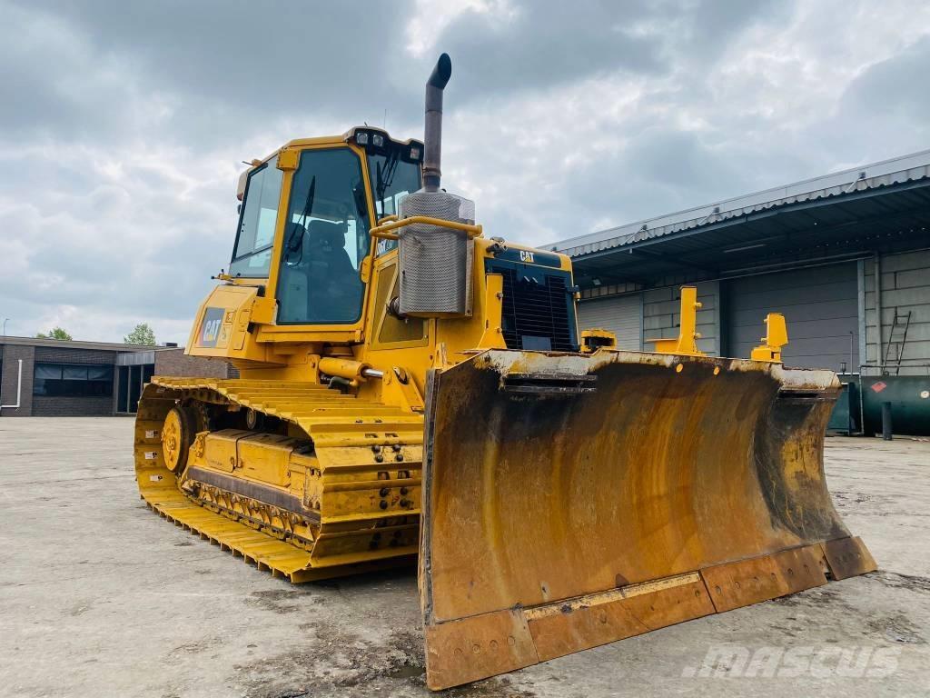 CAT D 6 K LGP Buldožeri gusjeničari