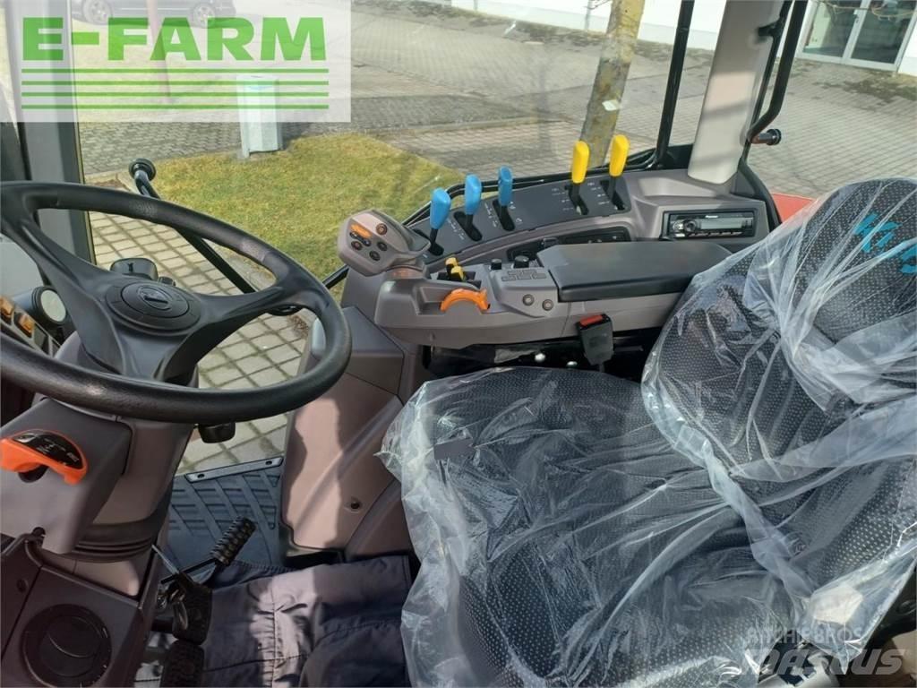 Kubota m6-122 Traktori
