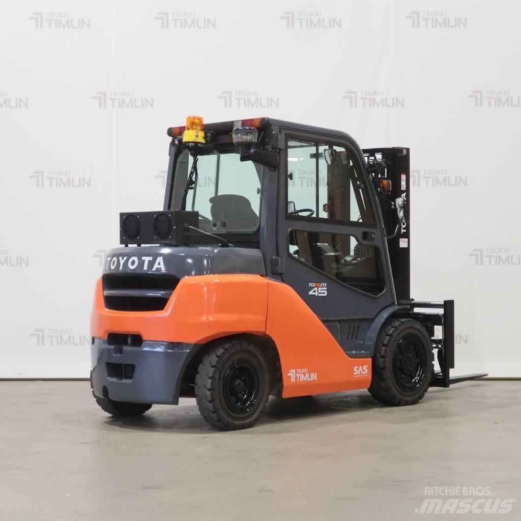 Toyota 40-8FD40N Dizelski viličari