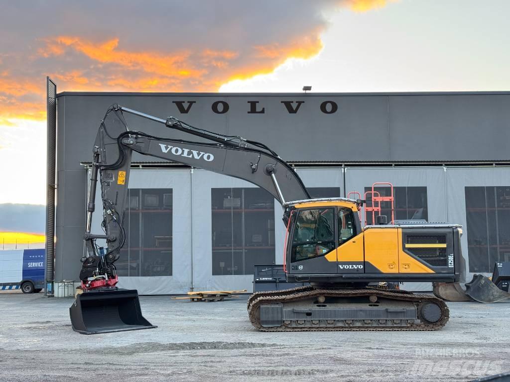Volvo EC 250 EL Bageri gusjeničari