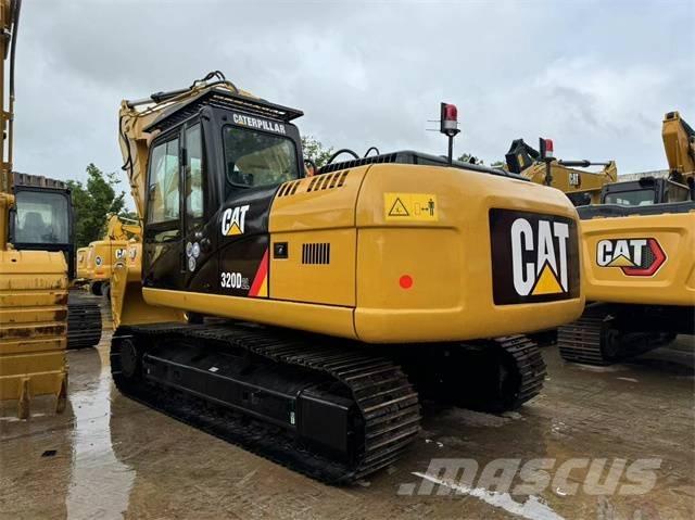 CAT 320 D2L Bageri gusjeničari