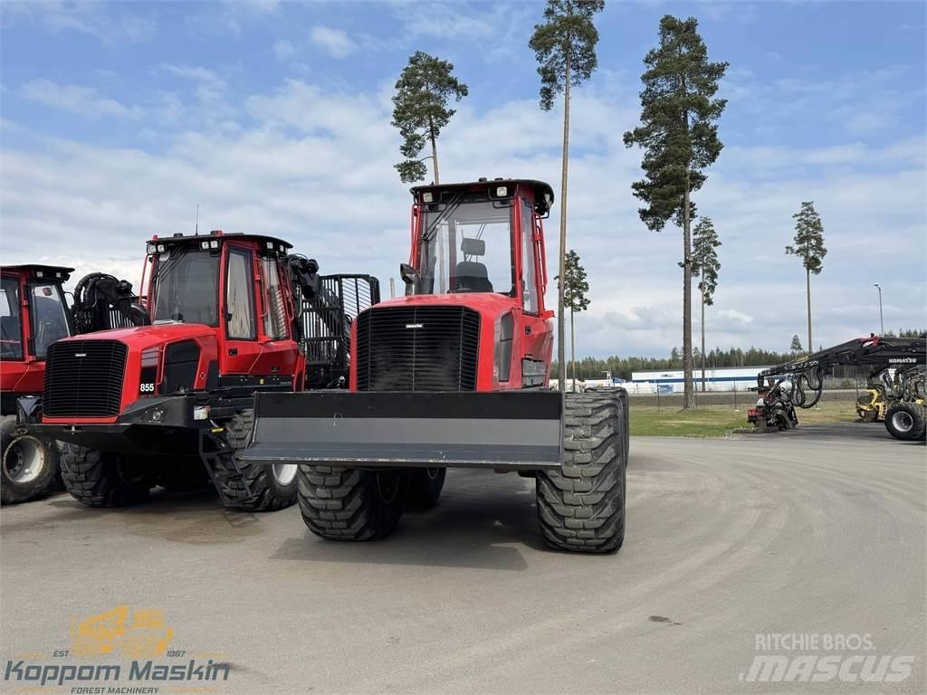 Komatsu 895 Forvarderi