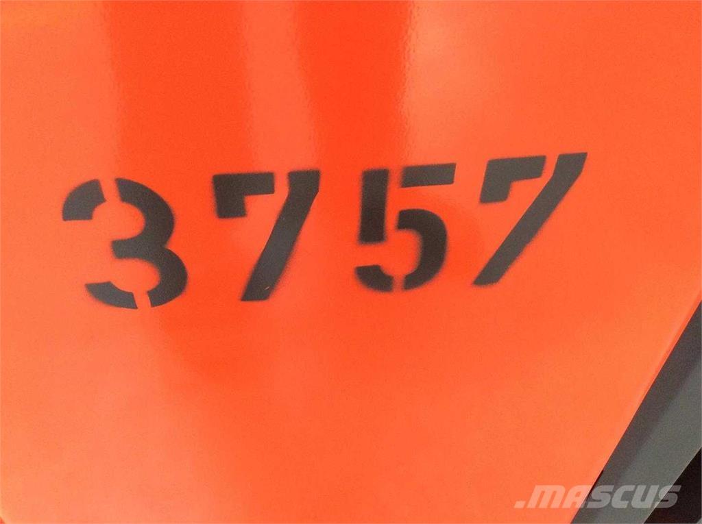 Linde L16 Samopogonski ručni viličari