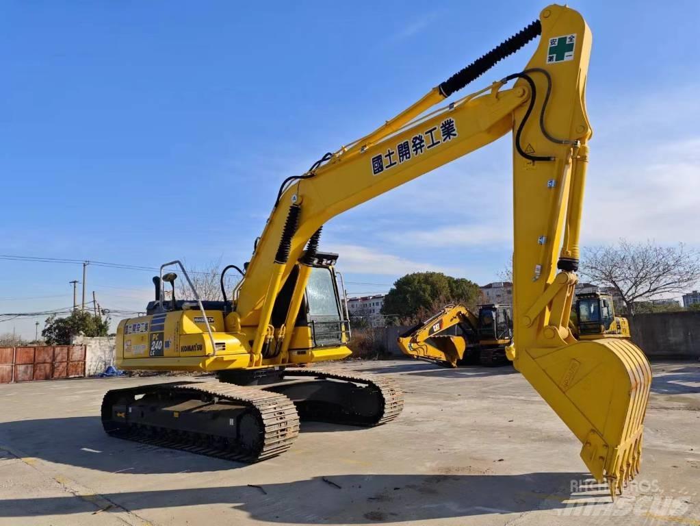 Komatsu PC 240-8 Bageri gusjeničari