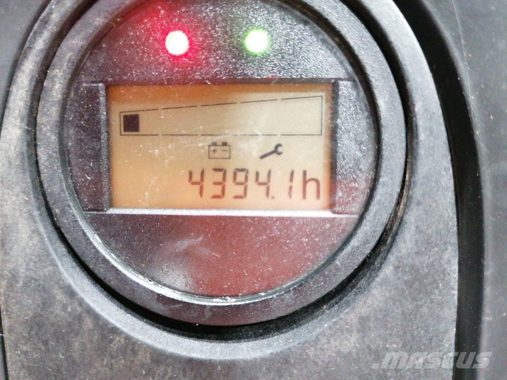 Linde T16 Nisko podizni električni viličar