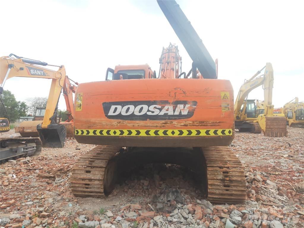 Doosan DH 220 LC-7 Bageri gusjeničari